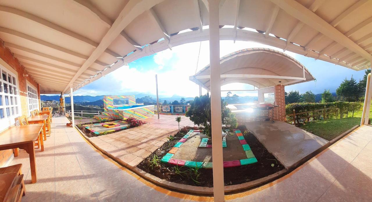 El Mirador De Guatape 2 Hotel Exterior photo